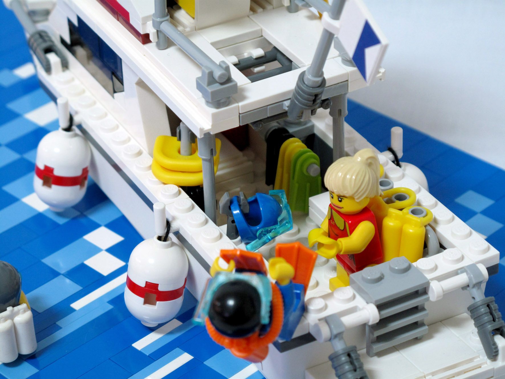 diveboats04.jpg