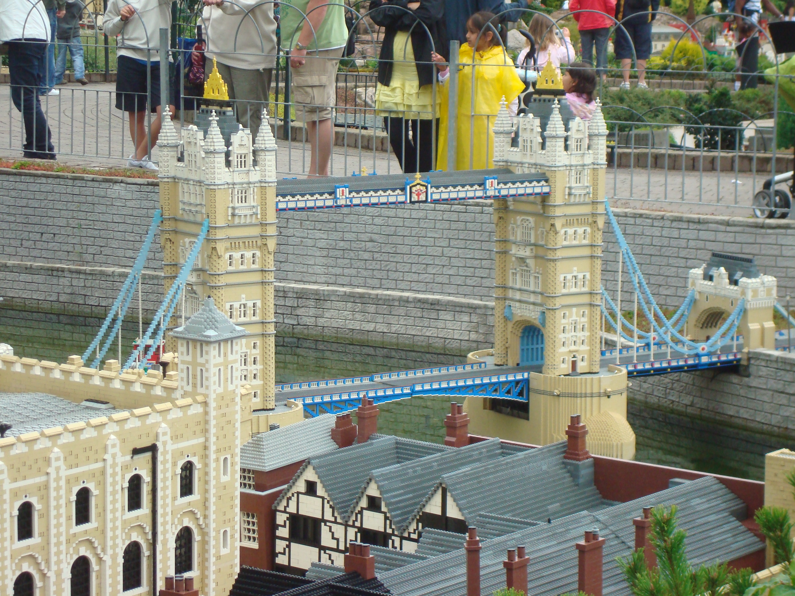 uk_-_tower_bridge.jpg