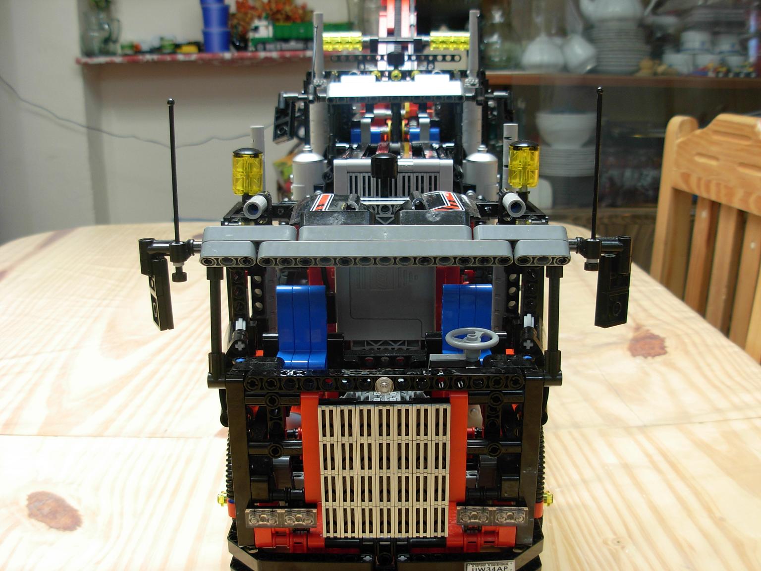 lego_8285_23.jpg