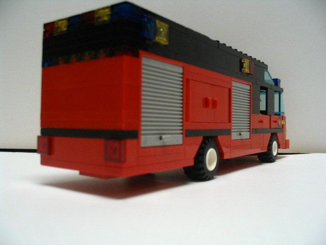 r2002.jpg