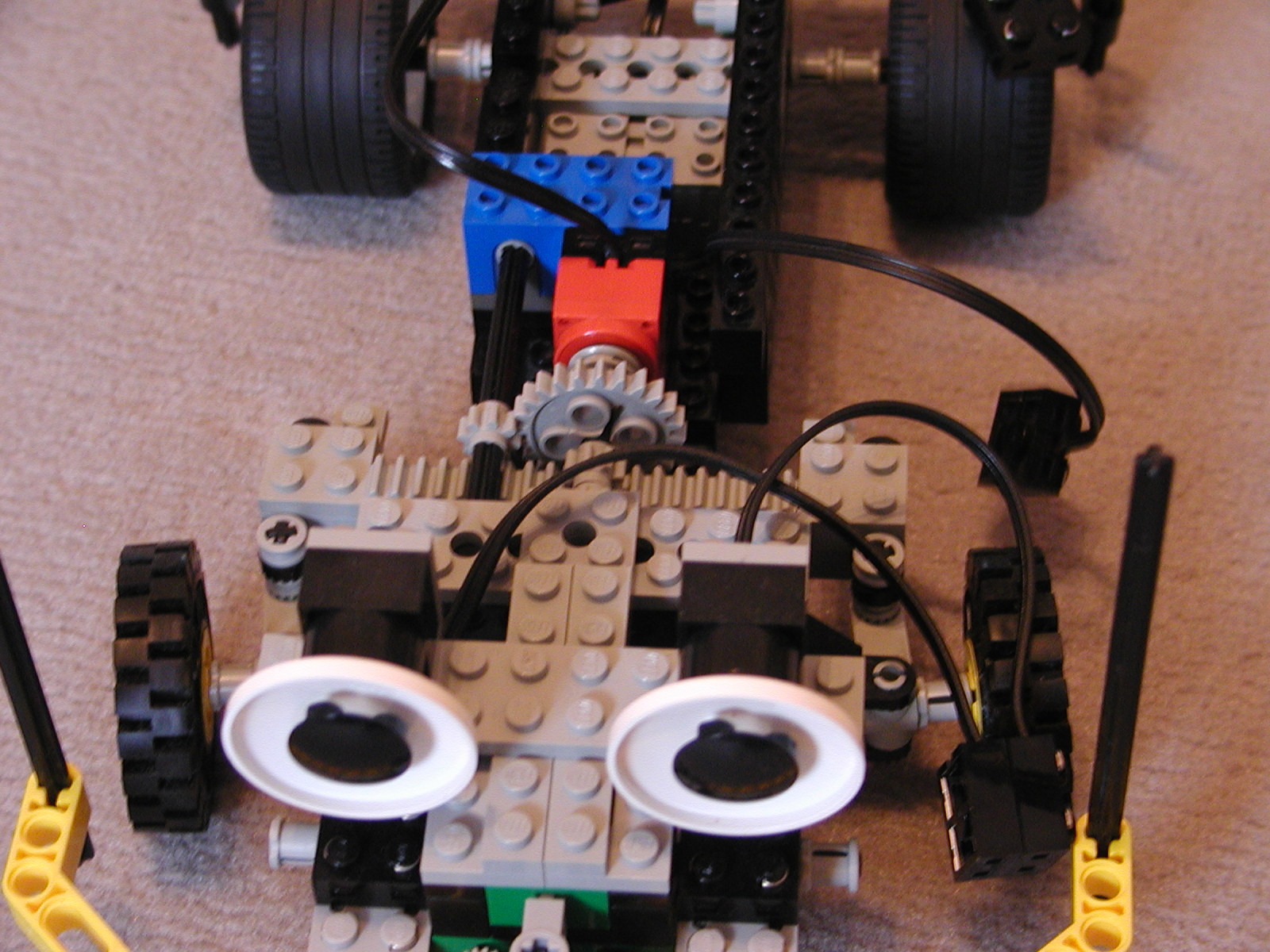 mindstorms_car4.jpg