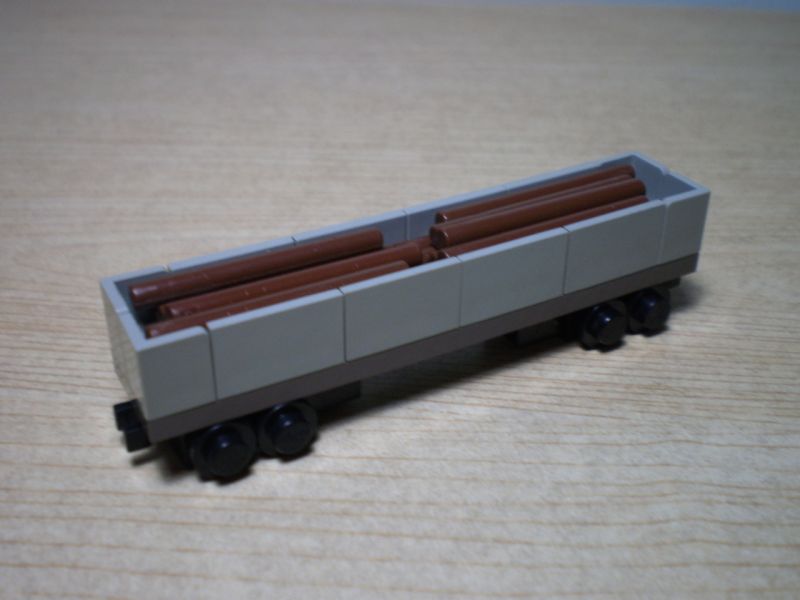 flatcar2studs02.jpg