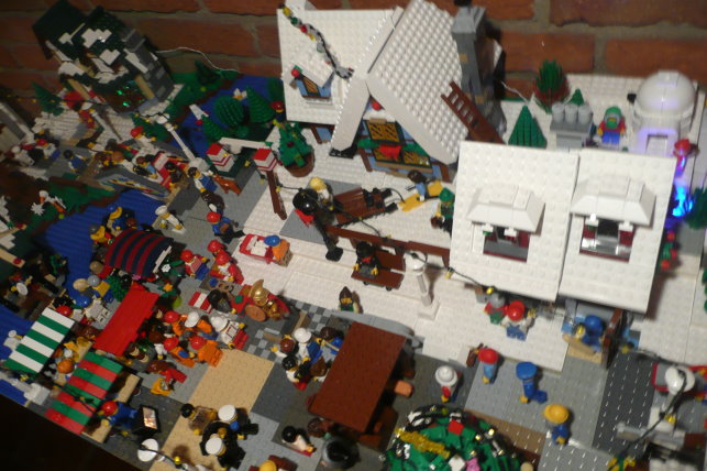 a_wintervillage_overview.jpg