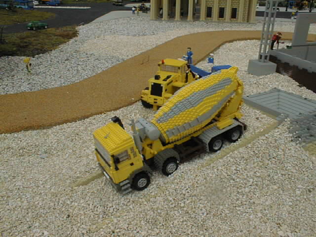 004concrete_mixer.jpg
