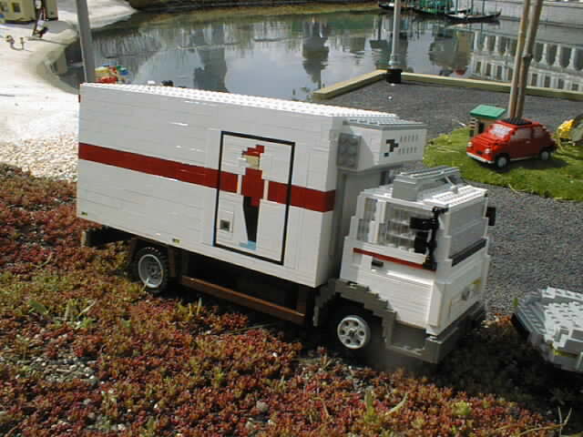 022_refridgerator_truck.jpg
