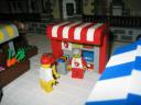 07lego_dealer.jpg
