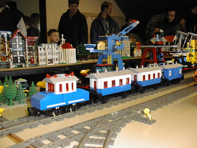 27_small_train_by_felsir.jpg