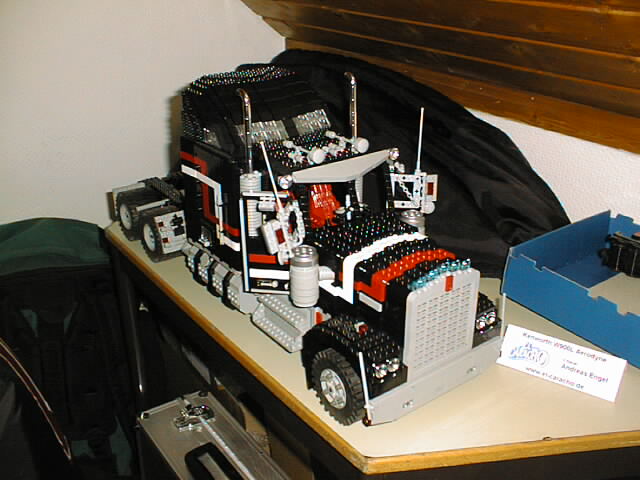 18_caracho_truck.jpg