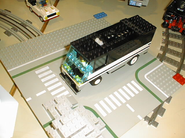 28_automatic_bus2.jpg
