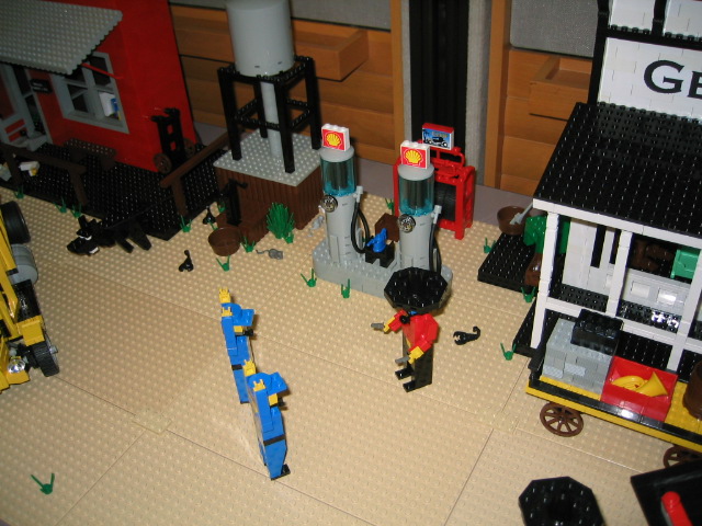 077_miniland2.jpg