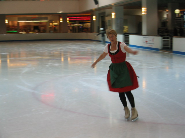 081_bavaria_costume.jpg