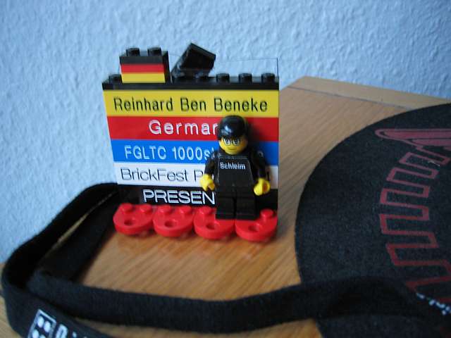 098_badget.jpg