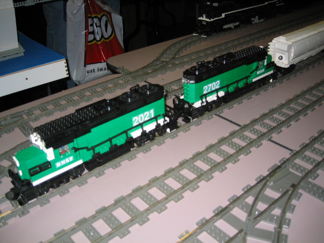 145_bnsf_train.jpg