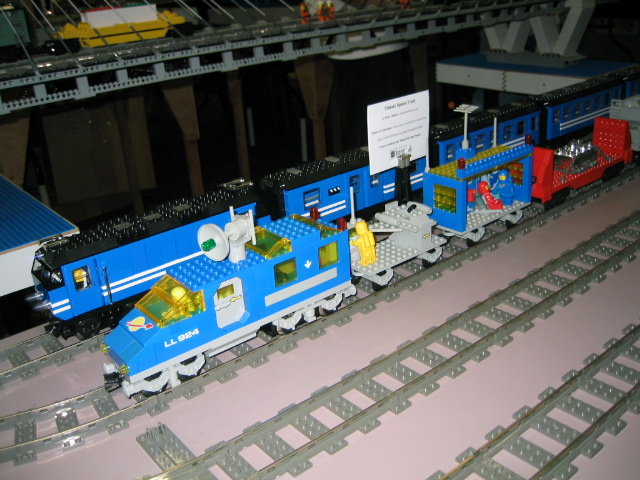 146_spacetrain.jpg
