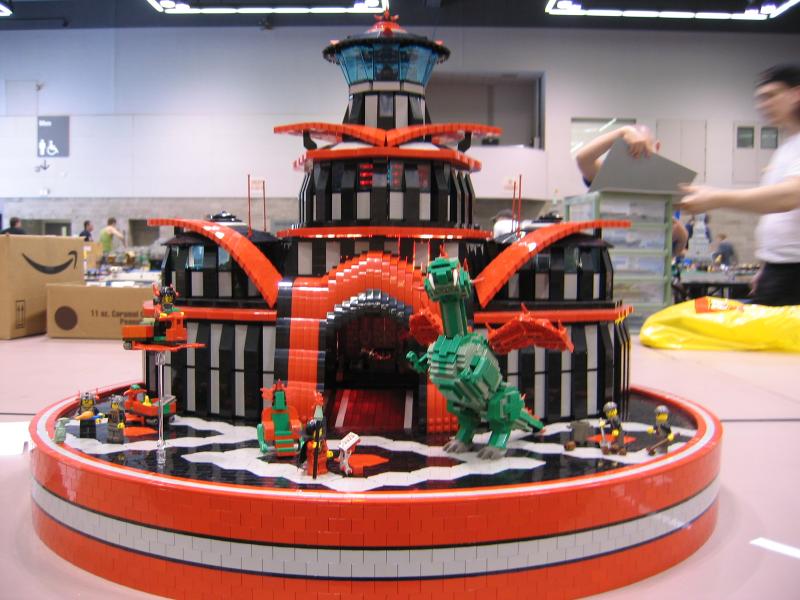 054_dragon_moonbase.jpg