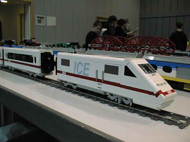 41_icetrain.jpg