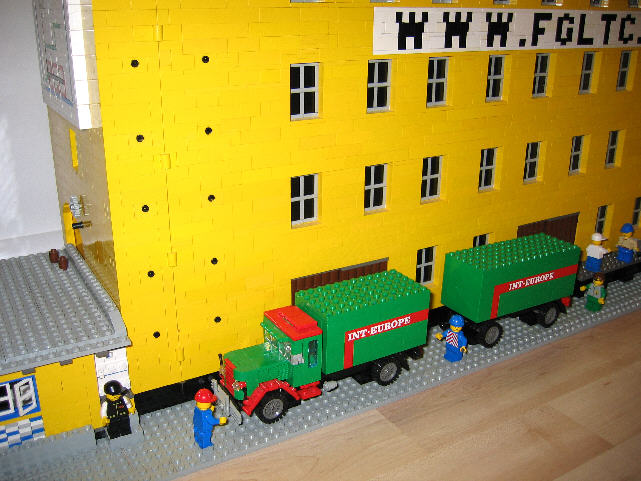 05d_truck.jpg