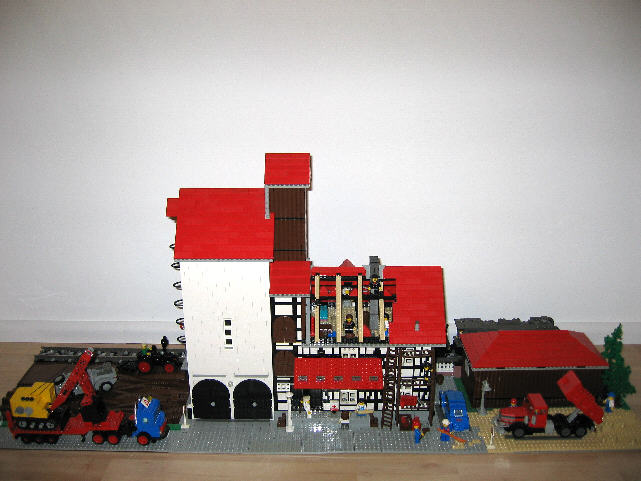 08b_silo_street.jpg