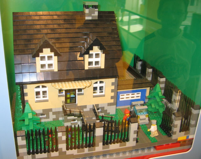 window_into_community_august2006_hh.jpg