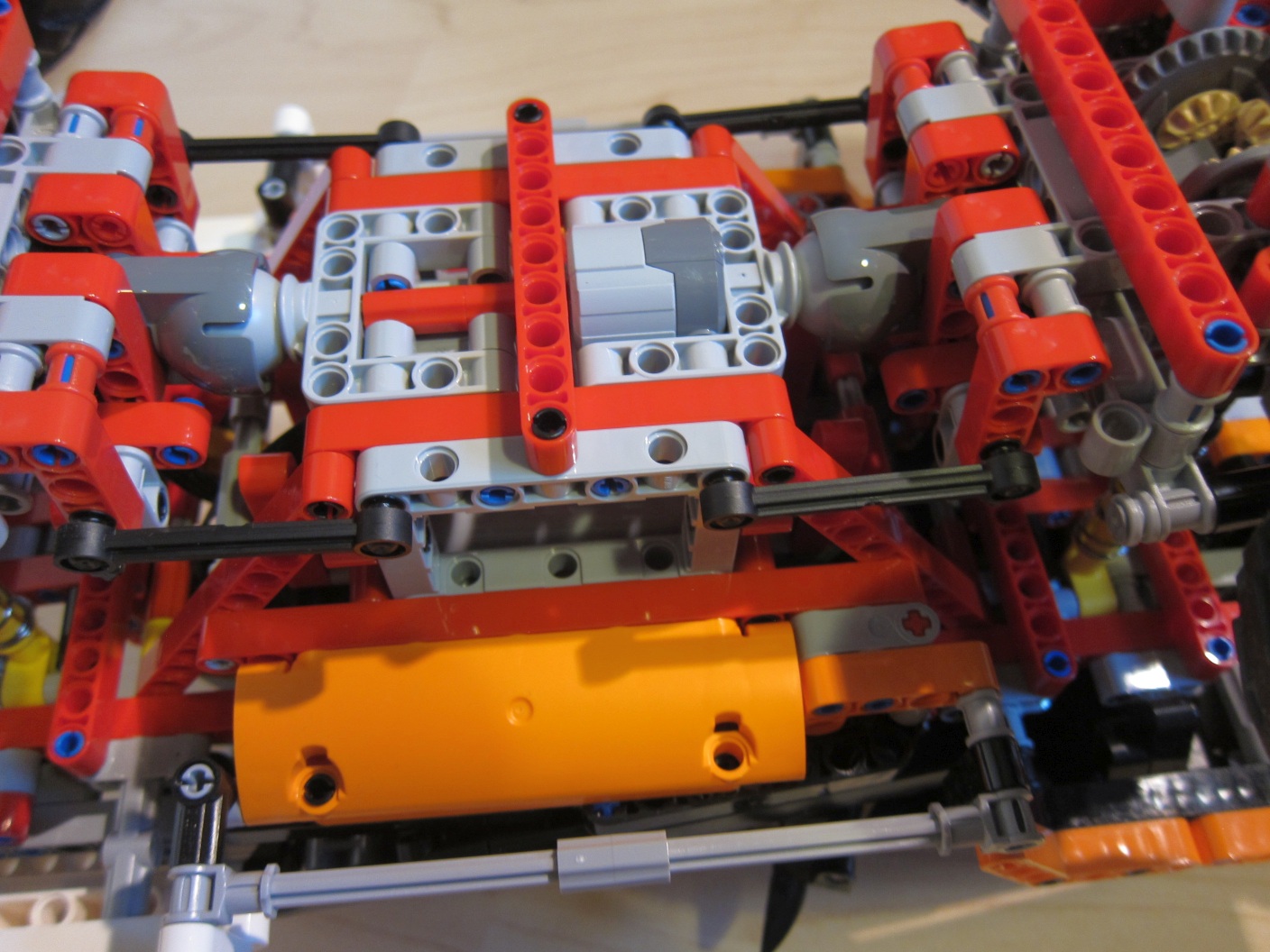 9398_crawler_bottom.jpg