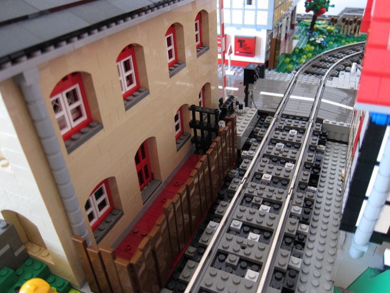 07_layout_oct_2011.jpg