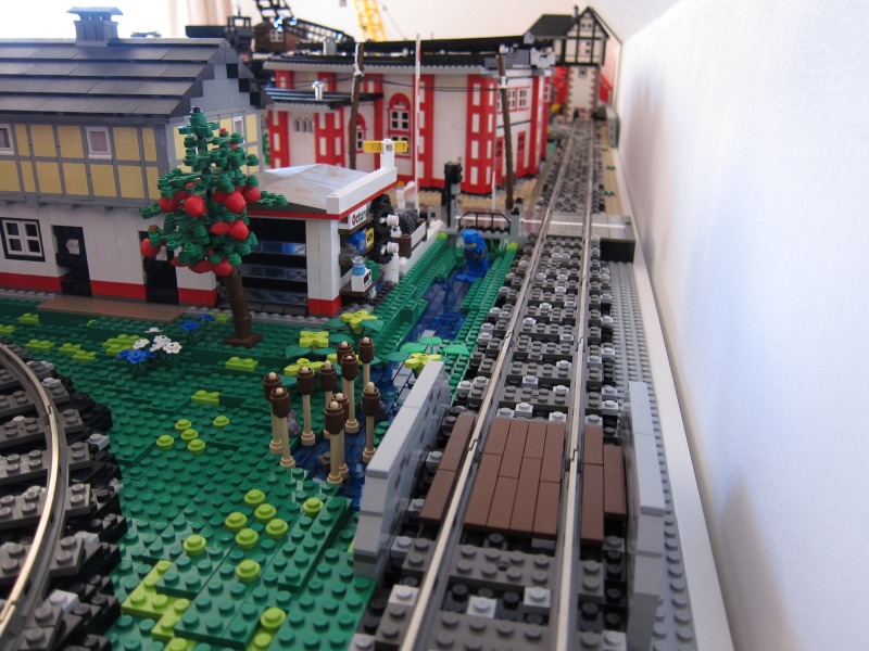 16_layout_oct_2011.jpg