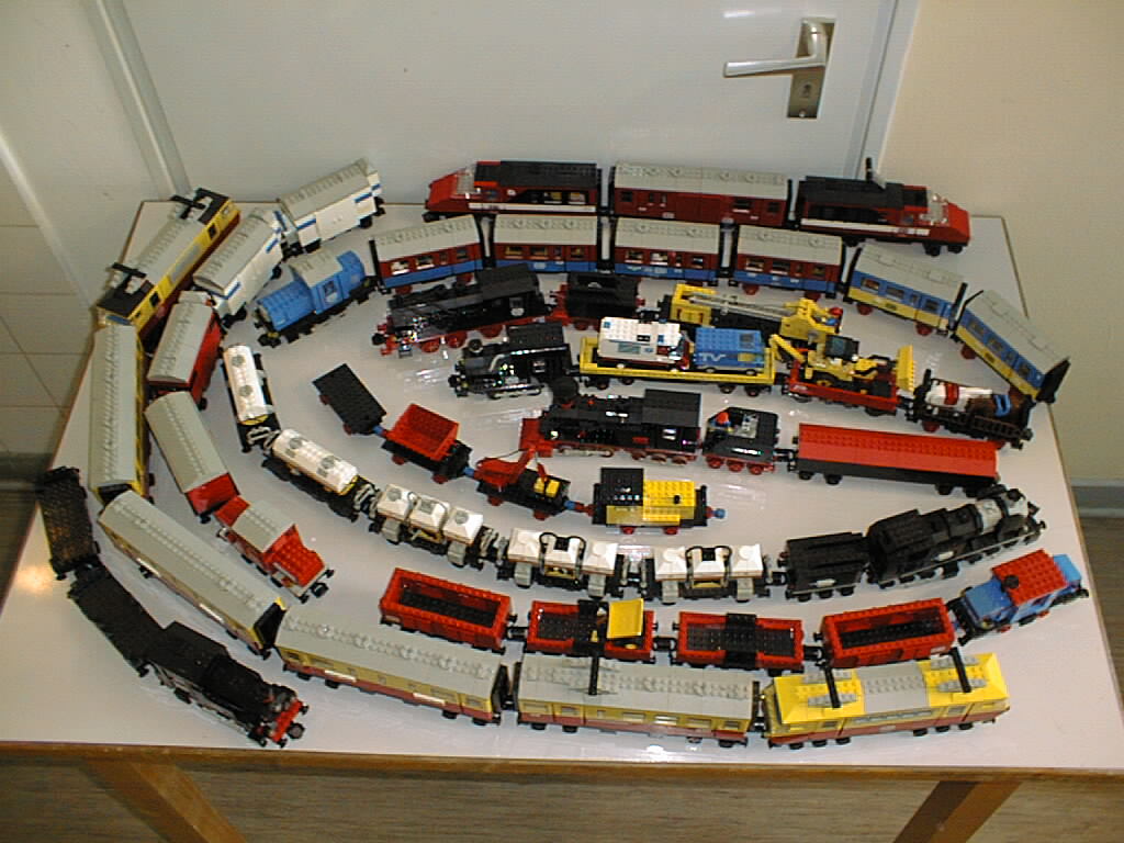 12train1.jpg