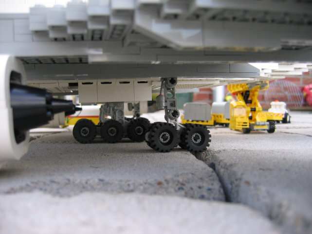 18_fahrwerk_seitenansicht.jpg