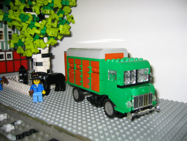 04_right_side.jpg