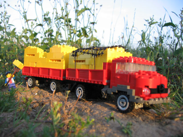 50_straw_truck.jpg