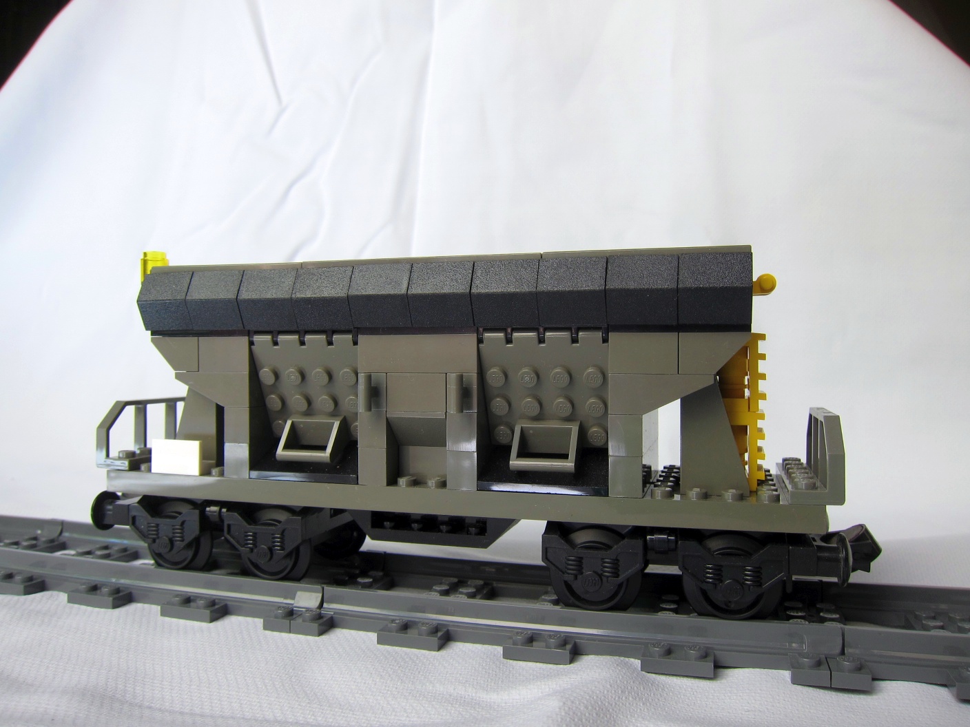t012_hopper_dark_gray.jpg