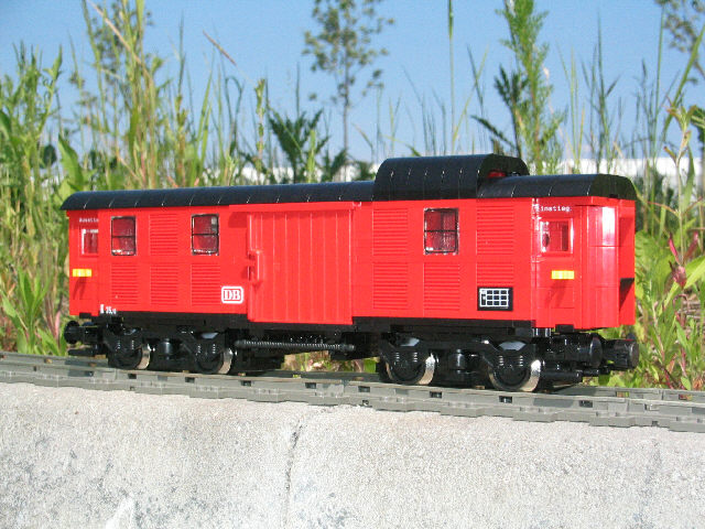 02_halffront.jpg
