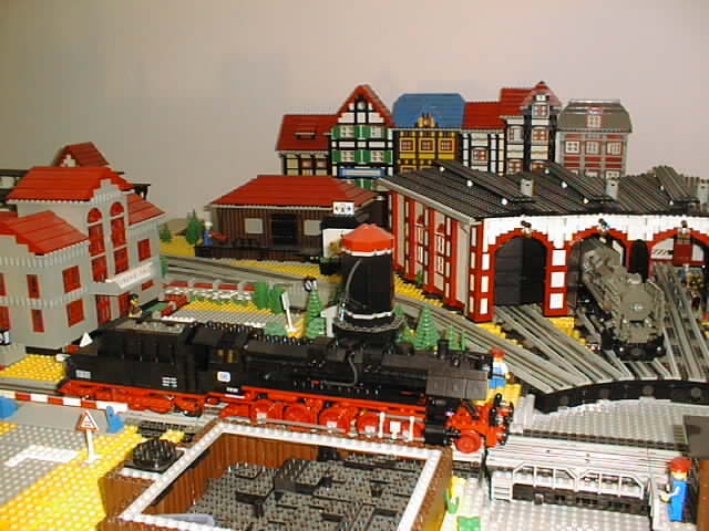 007_next_to_coal_box.jpg