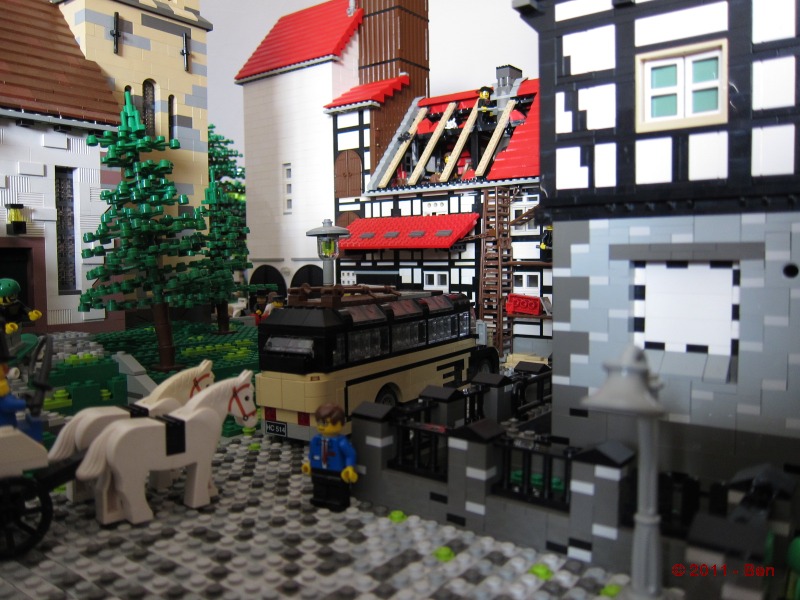 086_2001_oct.jpg