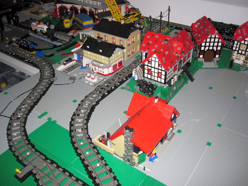 121_legoroom_2010.jpg