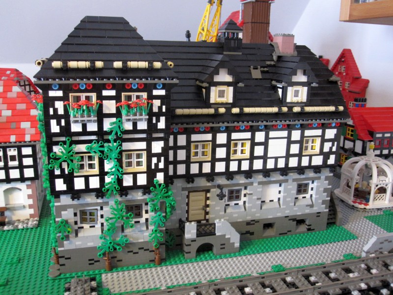 20_new_building_rear.jpg