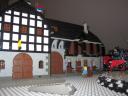 070_minifig_view.jpg