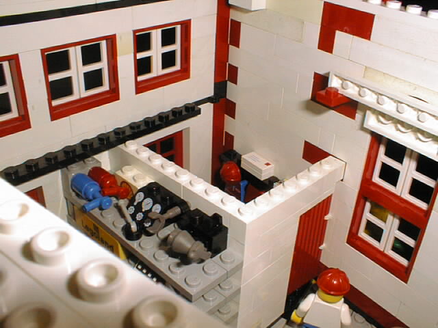 08_walls_and_shelf.jpg