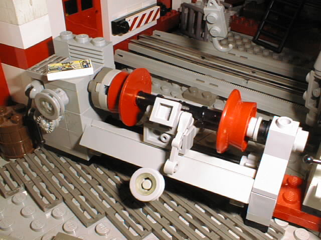 33_lathe_near.jpg