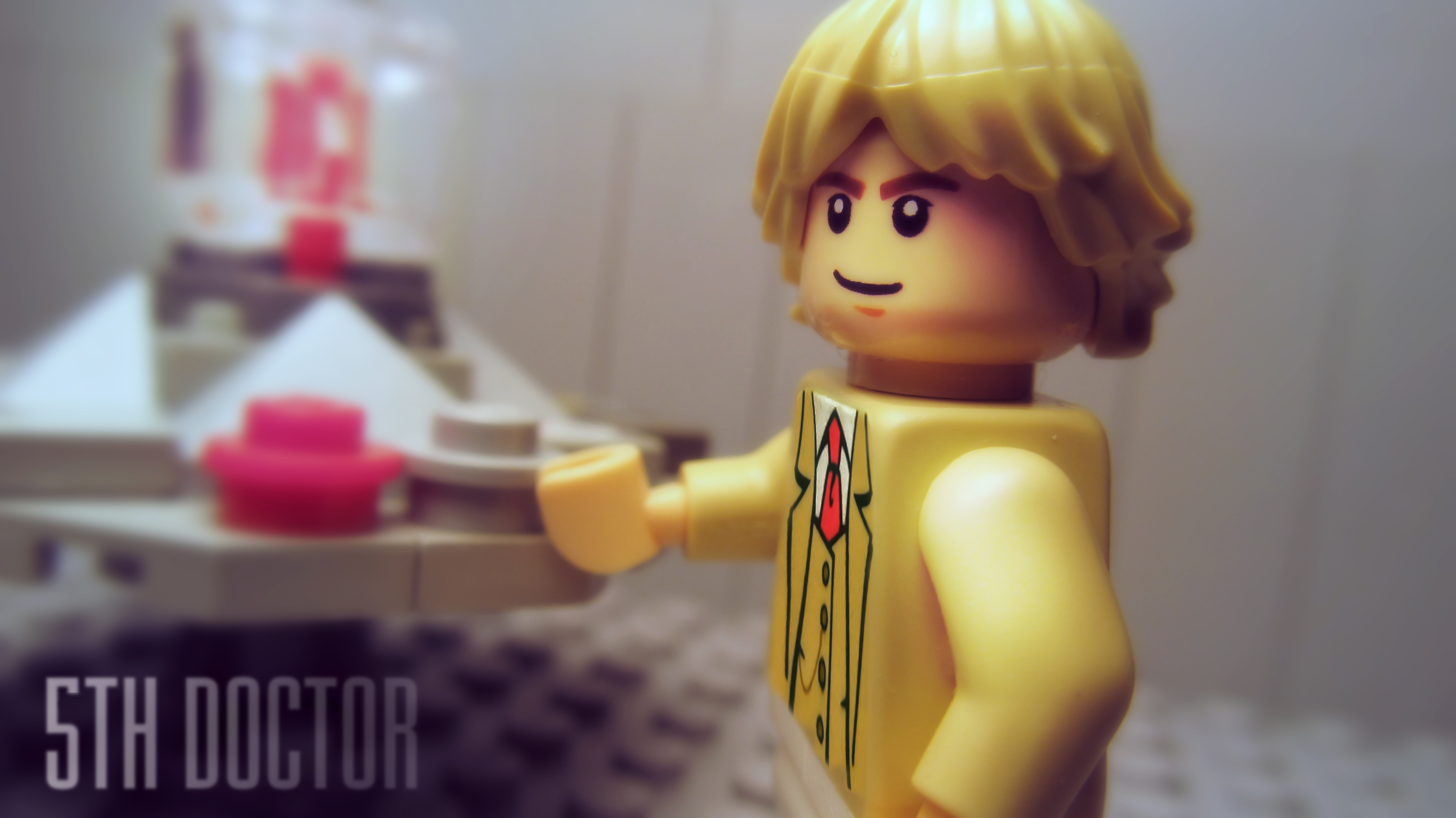 5th_doctor_lego.jpg