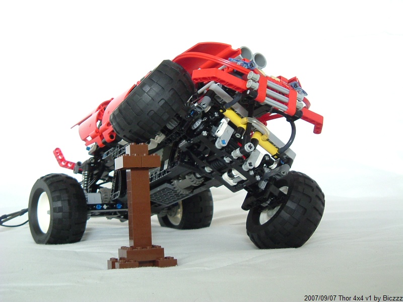 thor4x4v1p10.jpg