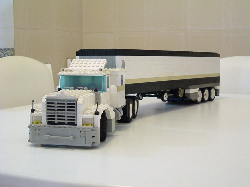 bigtruck01.jpg