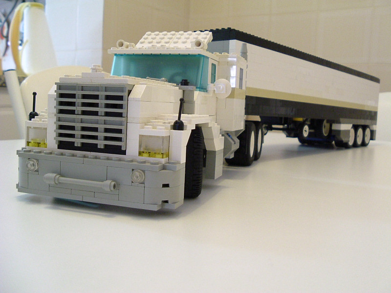 bigtruck03.jpg