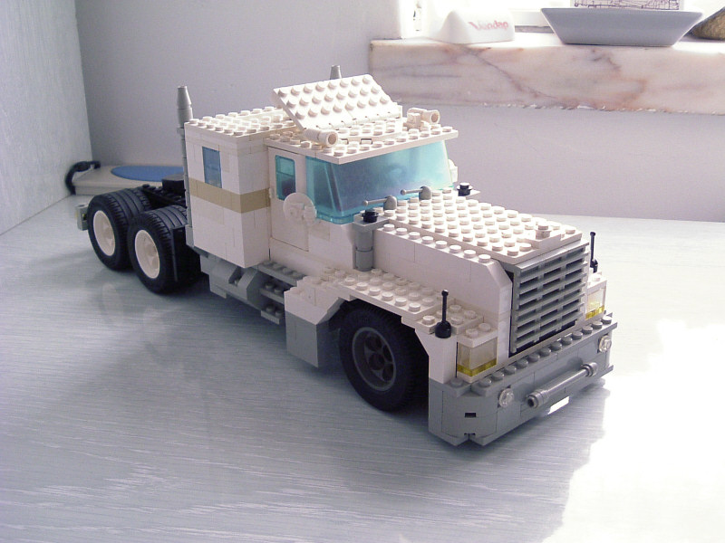 bigtruck09.jpg