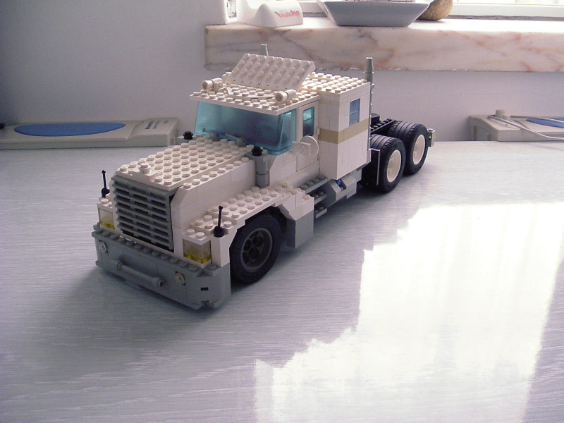 bigtruck13.jpg