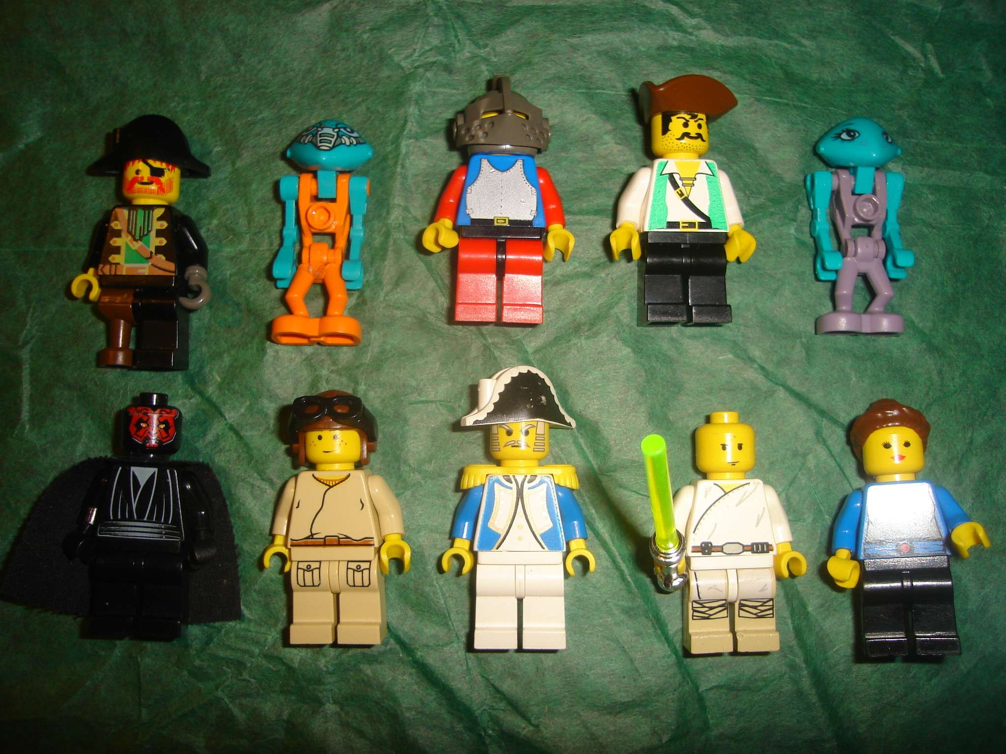 minifigs1.jpg