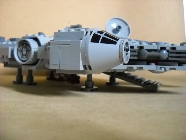7778millenniumfalcon18.jpg