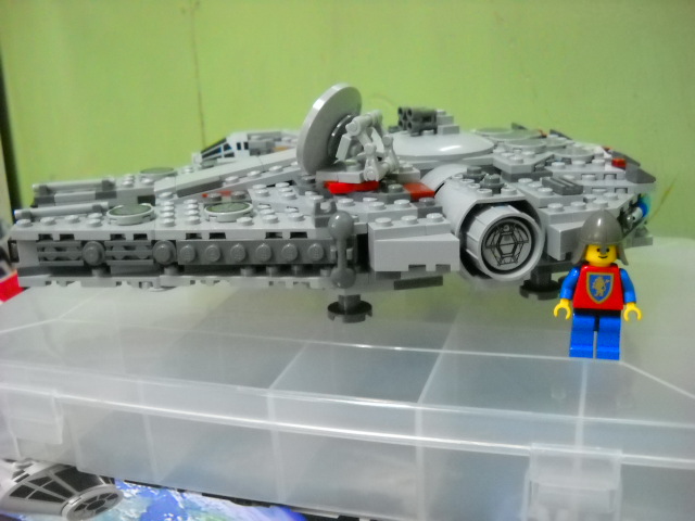 7778millenniumfalcon3.jpg
