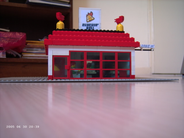 cluckin_bell_front.jpg