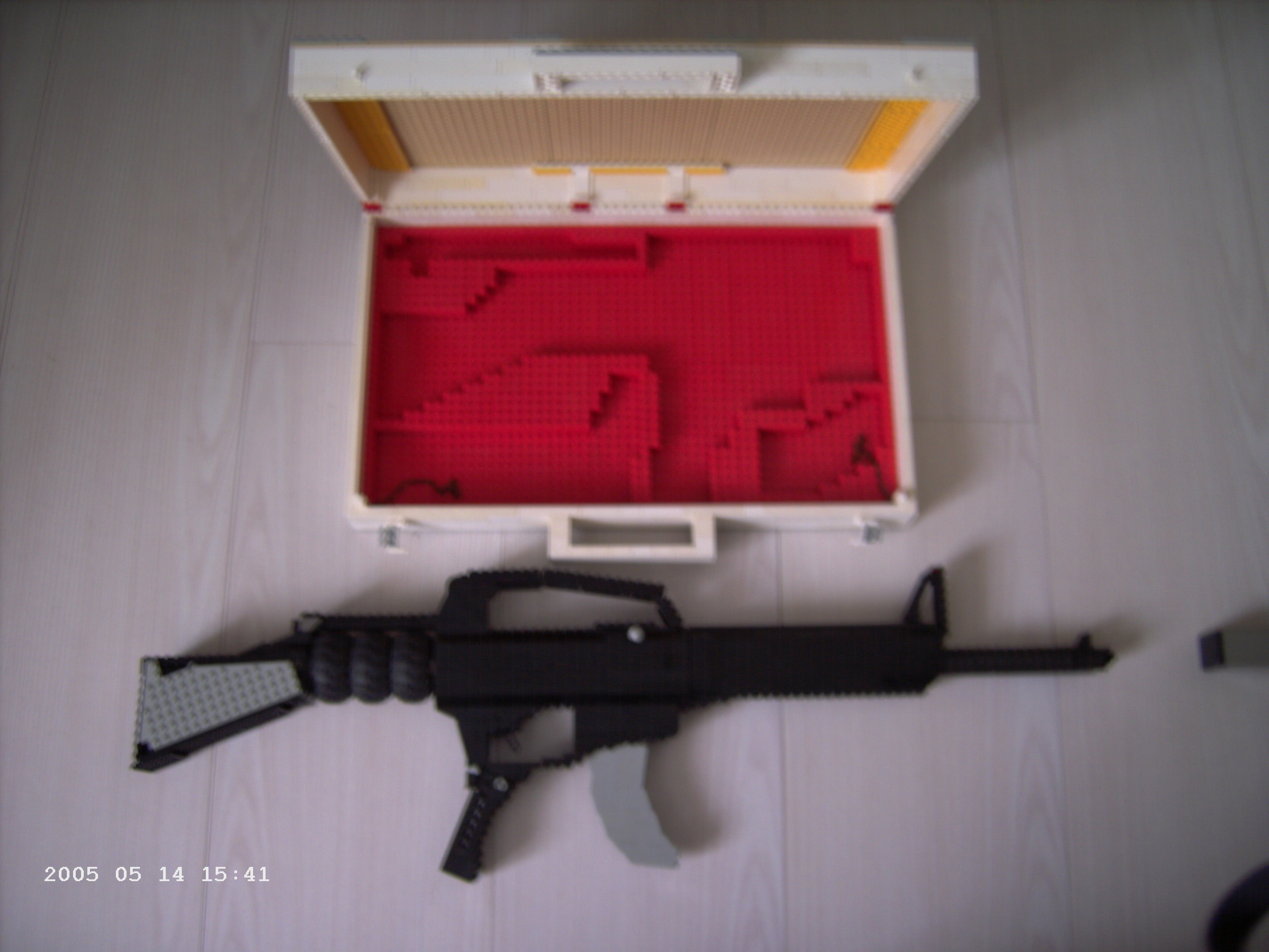 suitcase_7.jpg